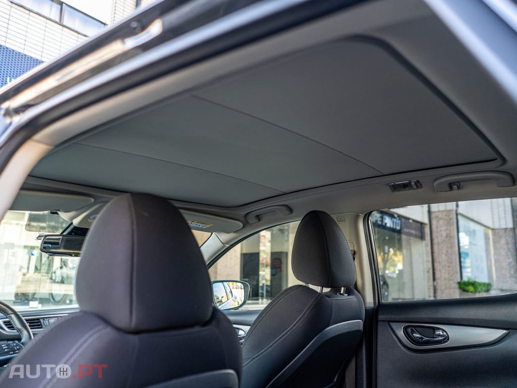 Nissan Qashqai 1.2 DIG-T N-Connecta 18