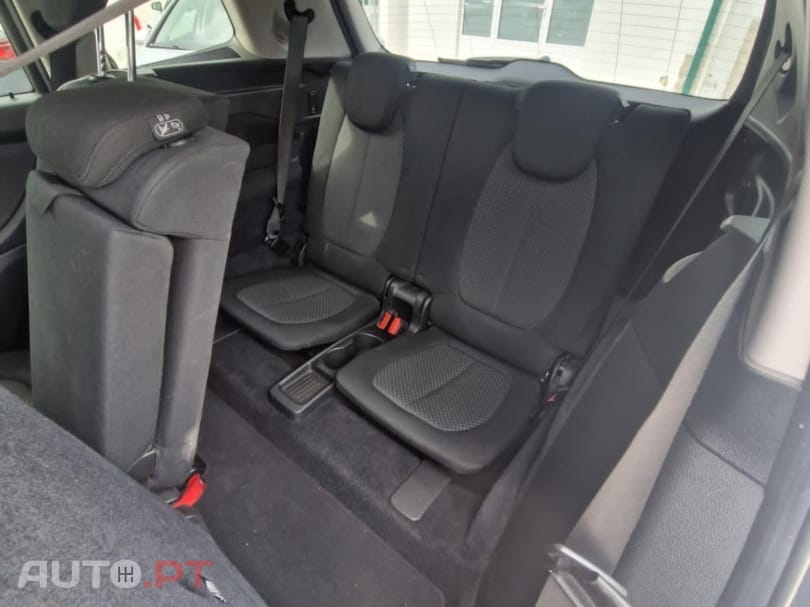 BMW 216 d 7L Advantage Auto