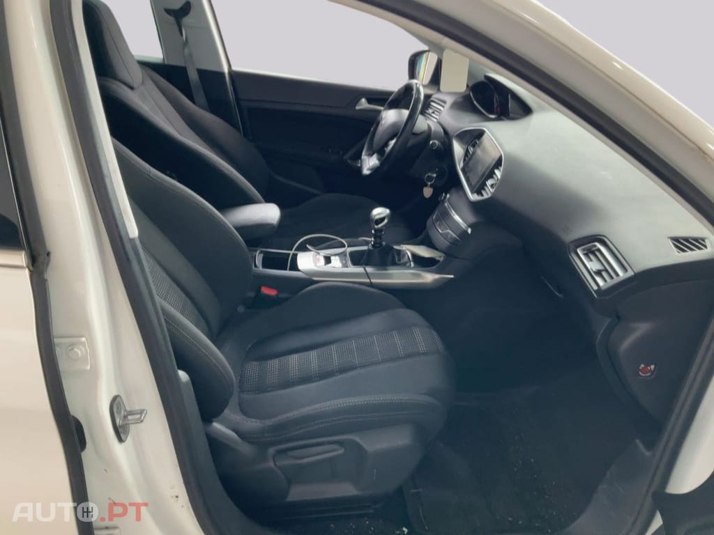 Peugeot 308 1.2 Puretech Allure