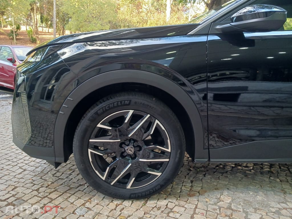 Peugeot 3008 1.2 Hybrid Allure Pack e-DCS6