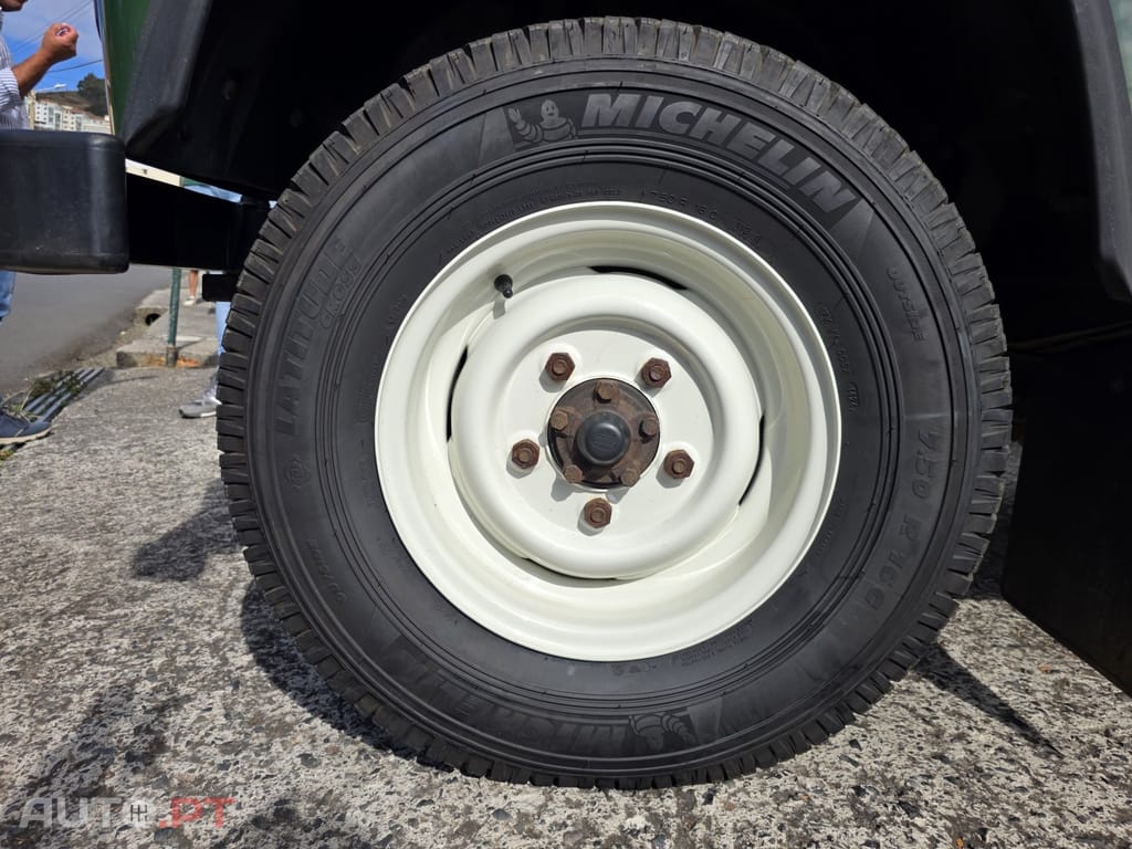 Land Rover Defender 90 2.5 Td5 SE