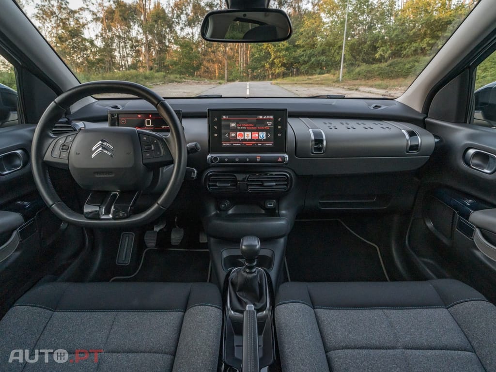 Citroen C4 Cactus 1.2 PureTech Shine