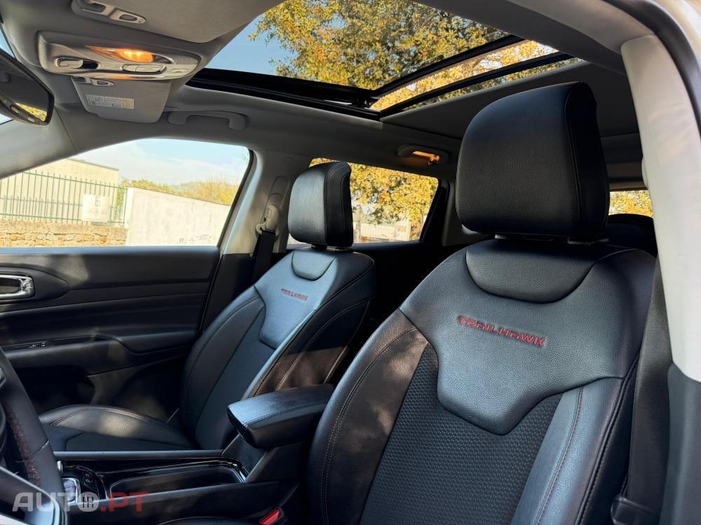 Jeep Compass 1.3 T-GDI 4xe PLUG-IN HYBRID Auto First Edition Urban