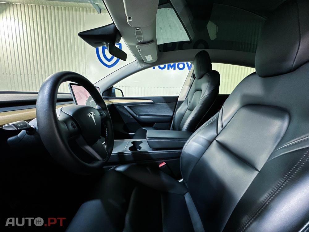 Tesla Model Y Long Range Dual Motor AWD