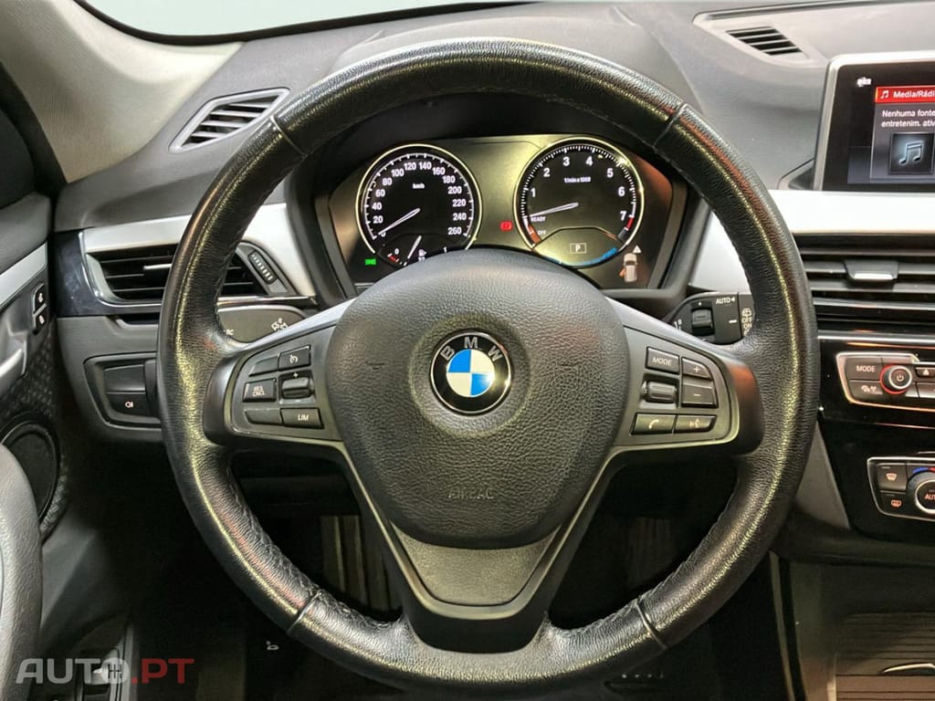 BMW X1 xDrive25e Advantage