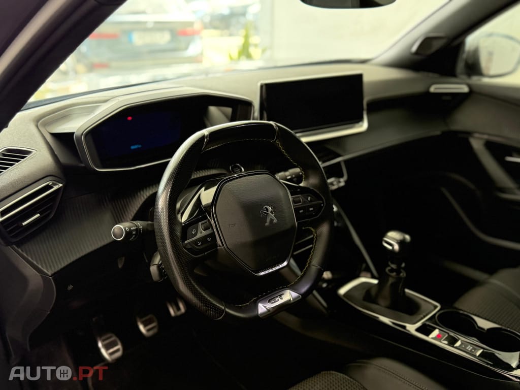 Peugeot 2008 1.5 BlueHDi GT