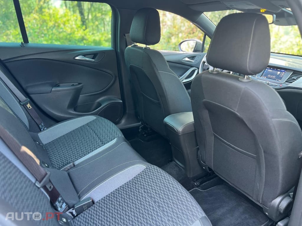 Opel Astra 1.2 T GS Line