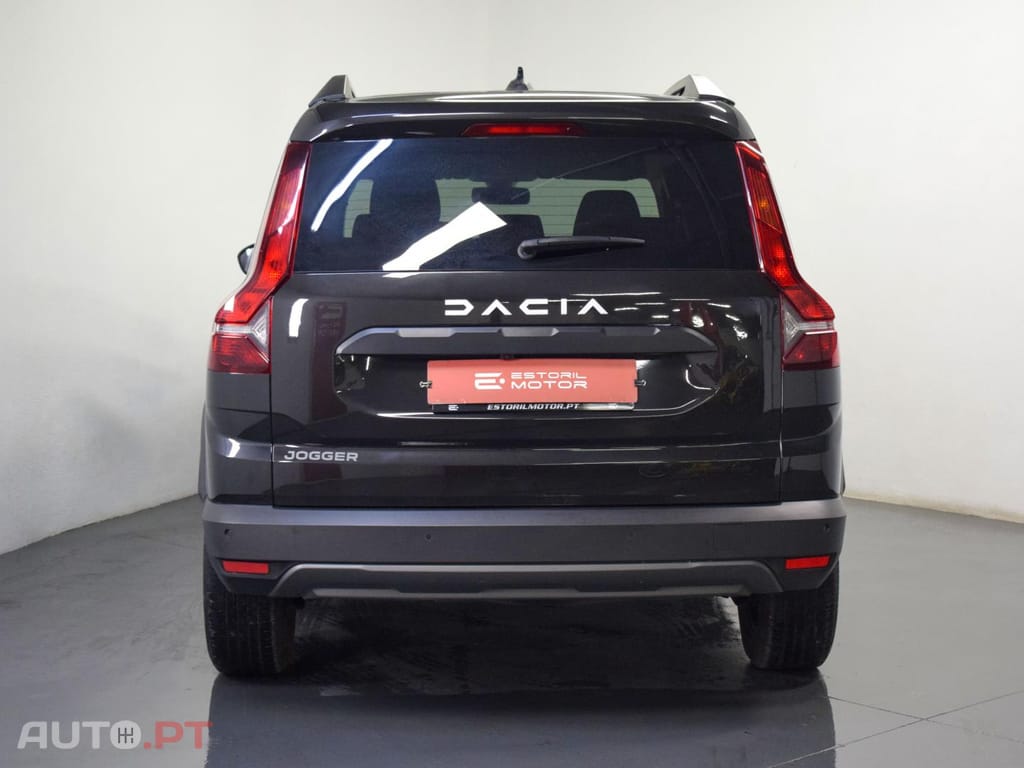 Dacia Jogger ECO-G 100 Bi-Fuel Essential 7 lugares