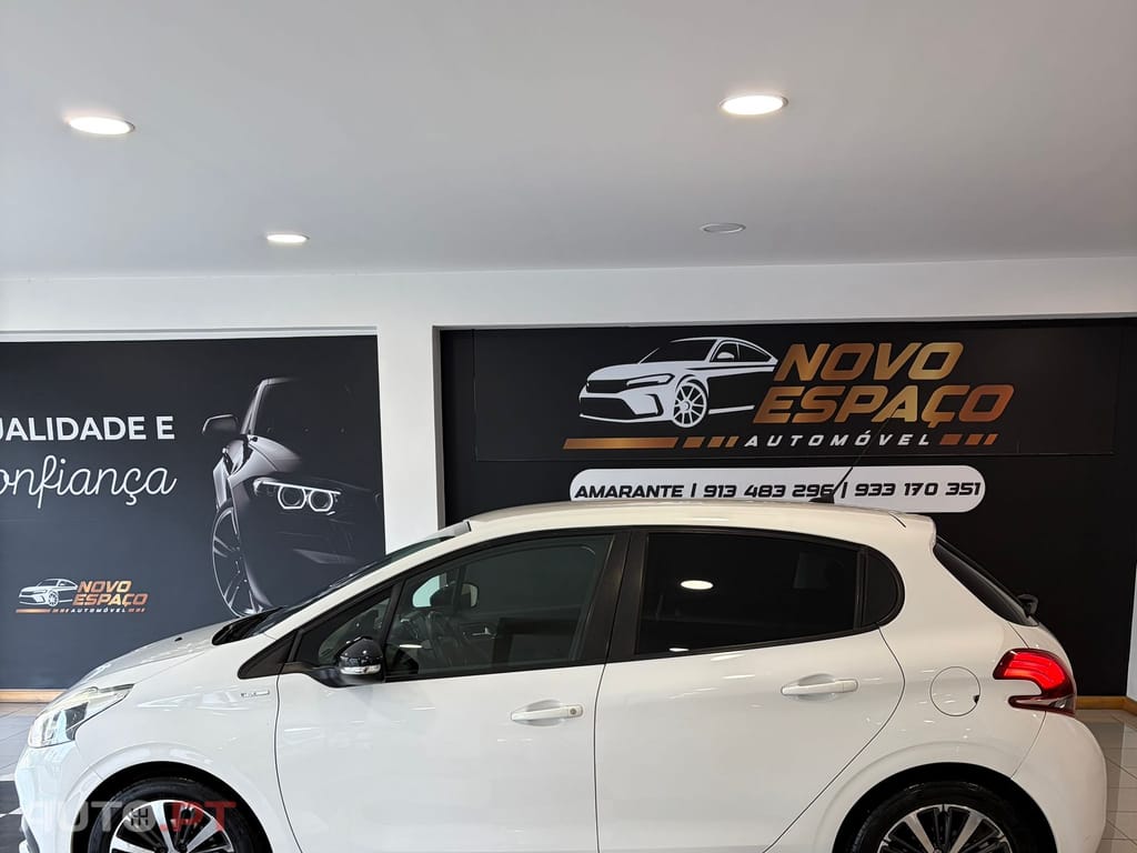 Peugeot 208 1.6 blueHDI Style