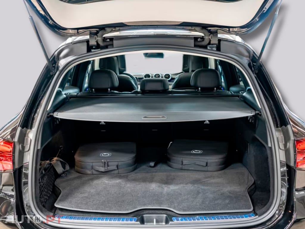 Mercedes-Benz GLC 300 I.V.A DEDUTIVEL de 4M Avantgarde