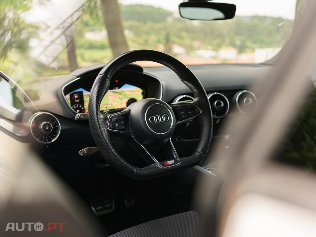 Audi TT QUATTRO