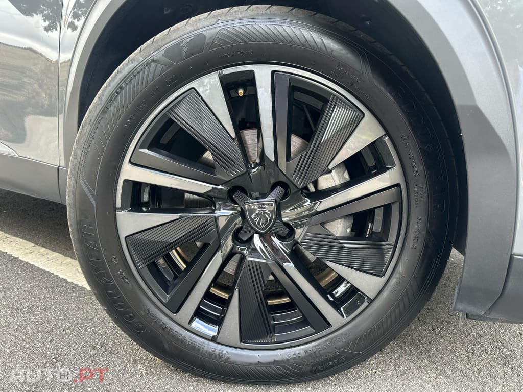 Peugeot E-2008 50 kWh GT Pack
