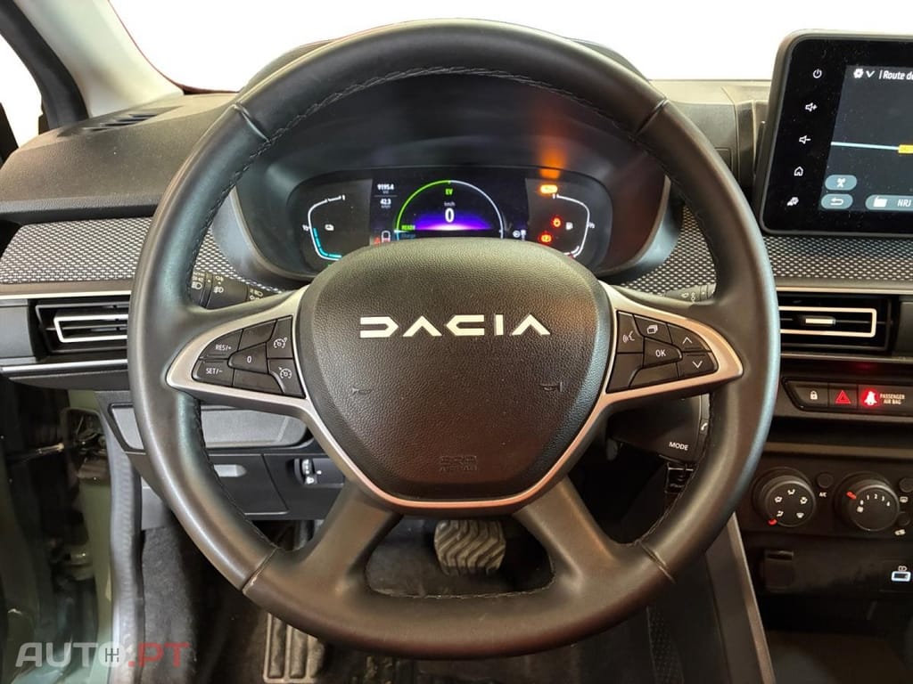 Dacia Jogger 1.6 Hybrid Expression