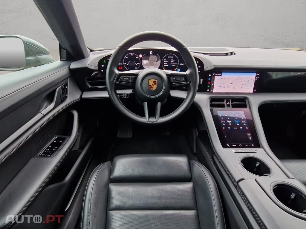 Porsche Taycan 4S