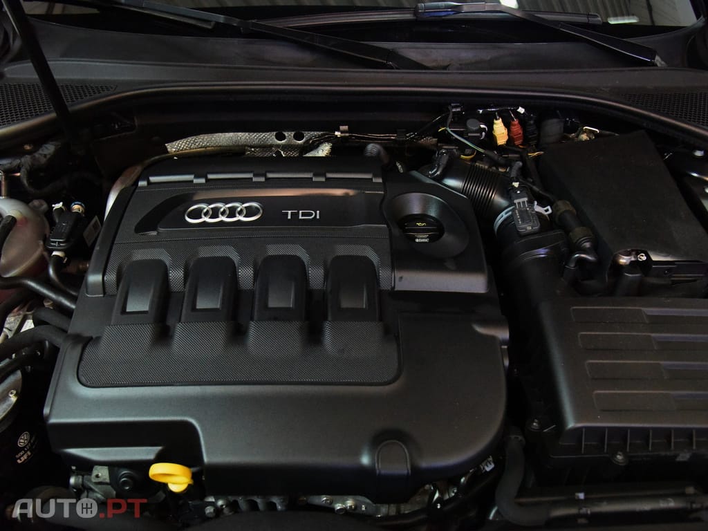Audi A3 Cabrio 1.6 TDi S-line