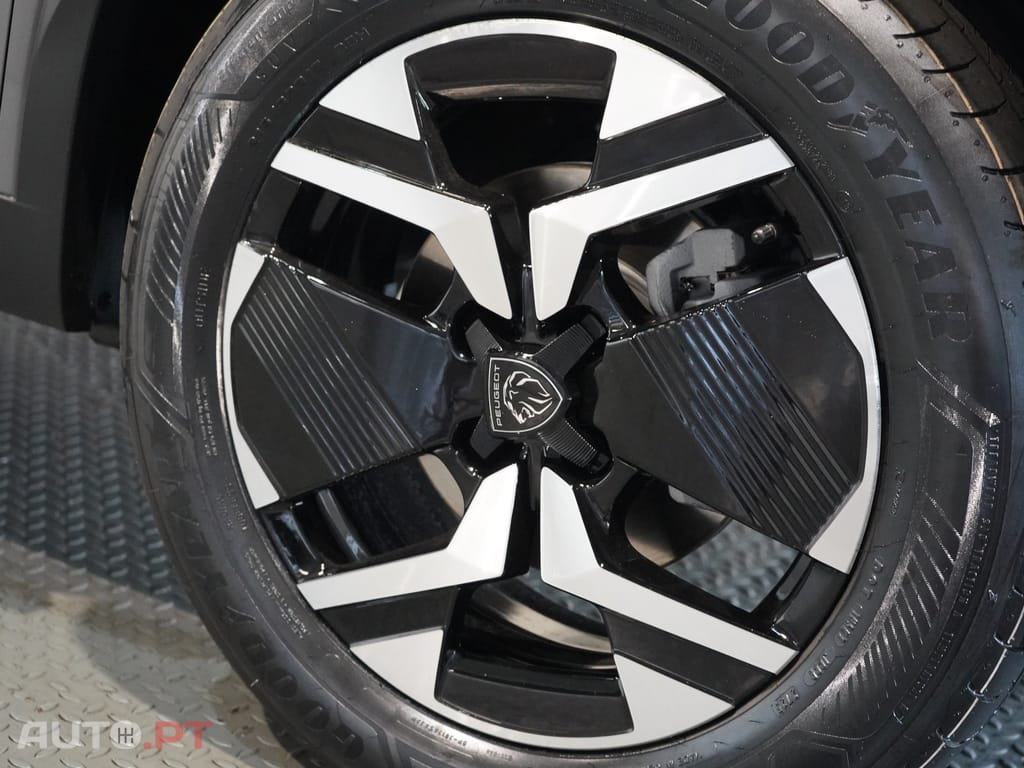 Peugeot 2008 1.2 PureTech Allure