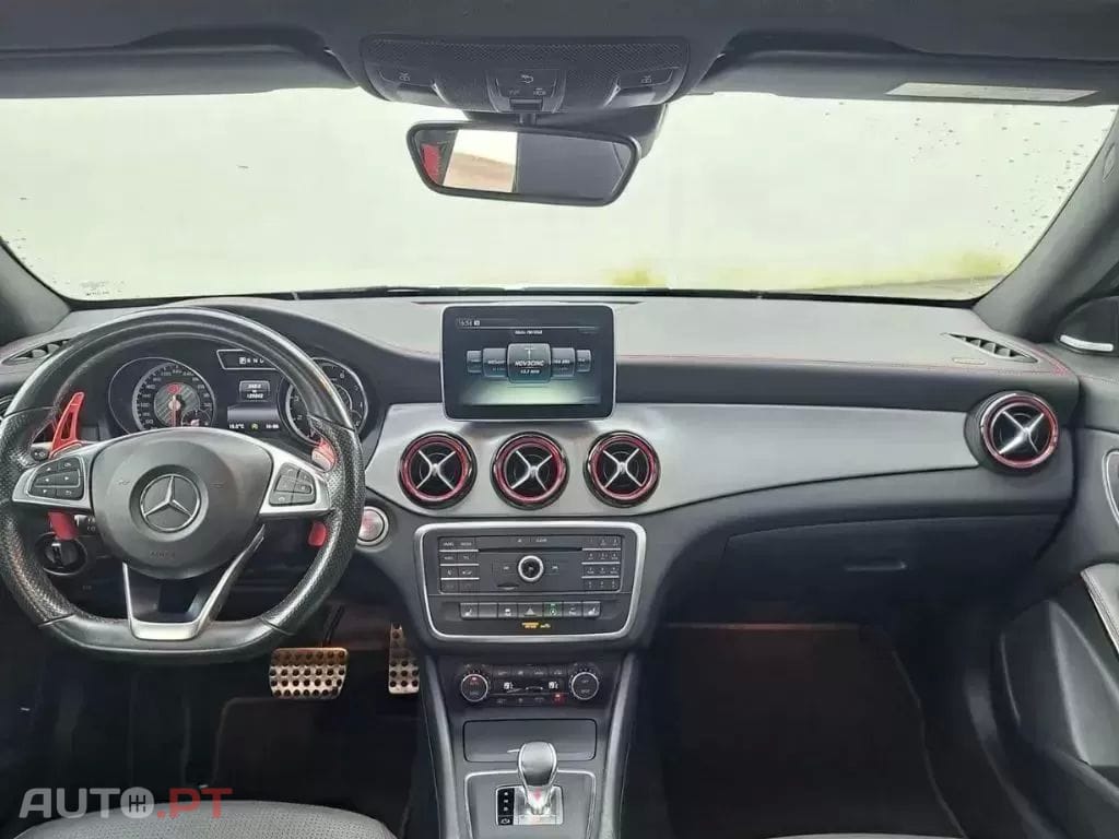 Mercedes-Benz CLA 45 AMG Shooting Brake 4-Matic