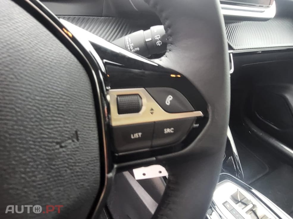 Peugeot E-208 50 kWh Style