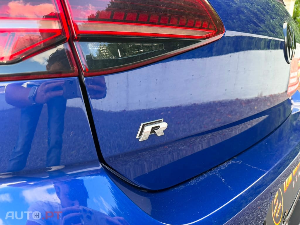 Volkswagen Golf R 4Motion (BlueMotion ) DSG