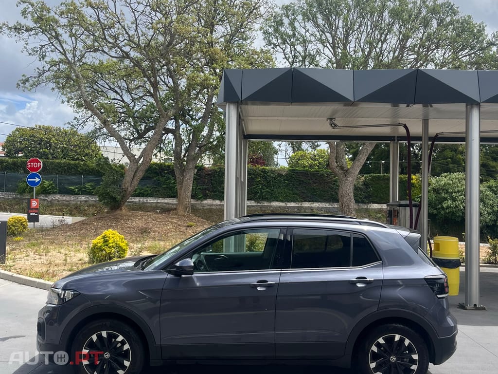 Volkswagen T-Cross Life 1.0 TSI