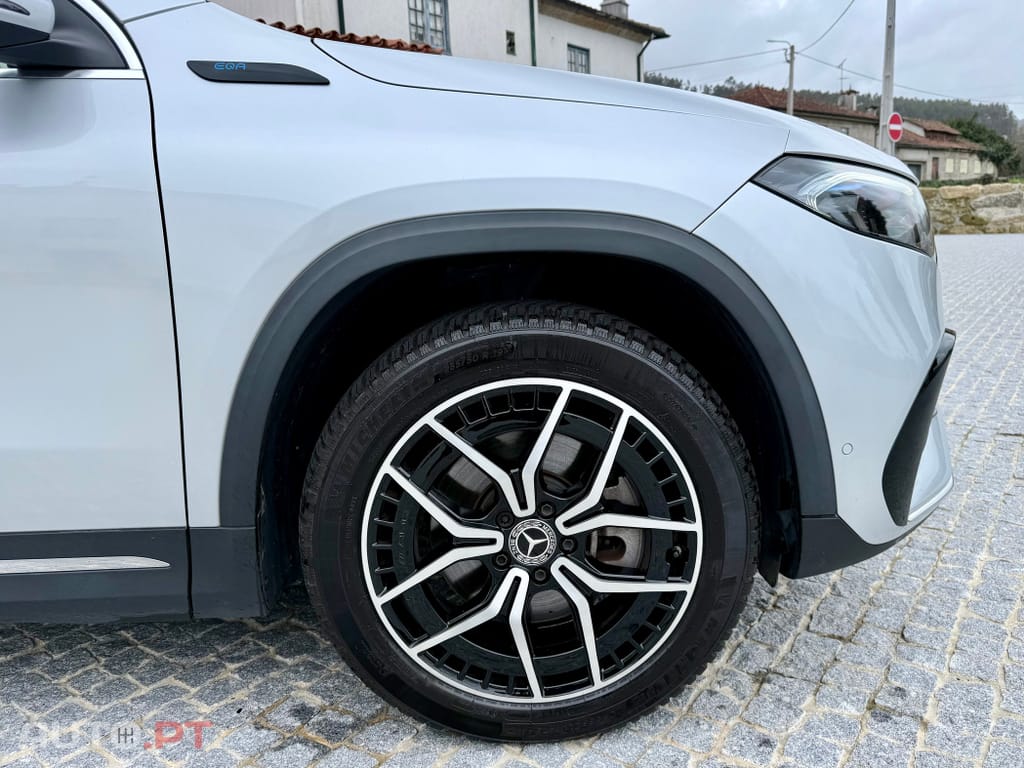 Mercedes-Benz EQA 250 AMG Line
