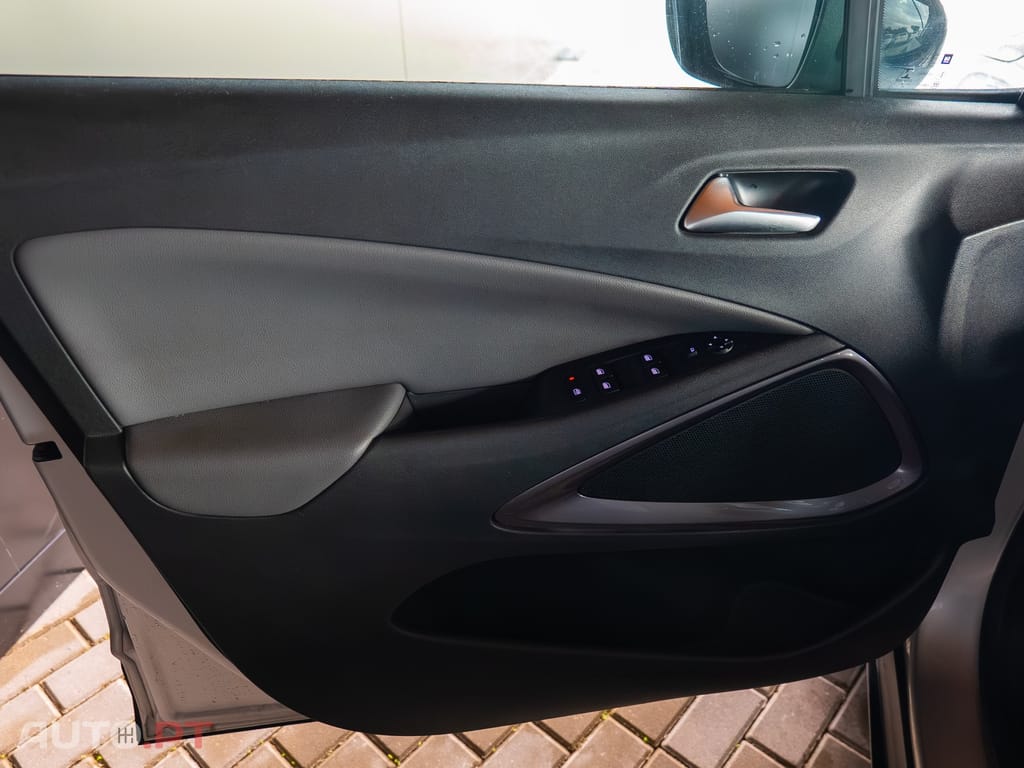 Opel Crossland X 1.2 T Innovation