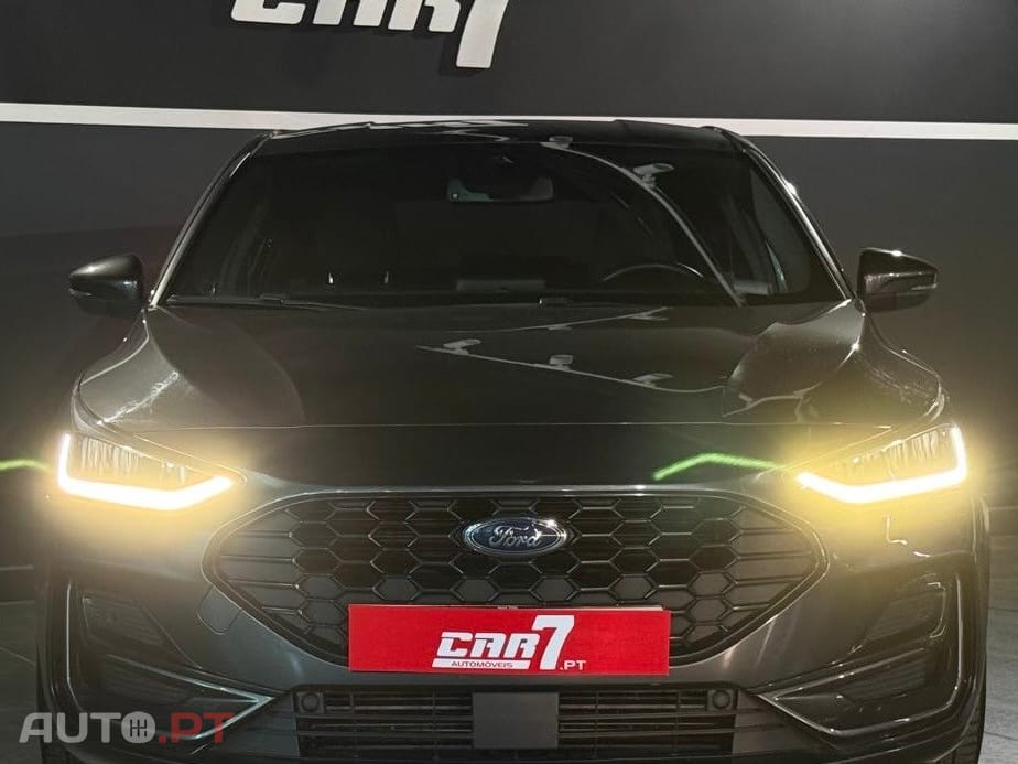 Ford Focus 1.0 EcoBoost MHEV ST-Line