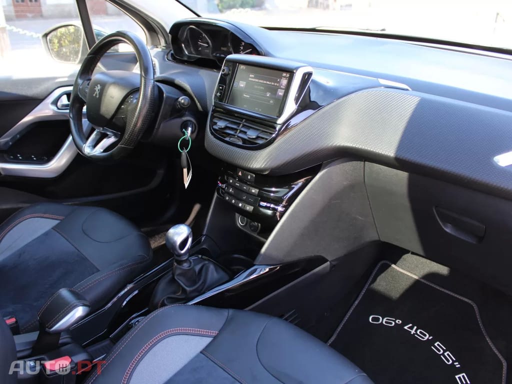 Peugeot 2008 Crossway