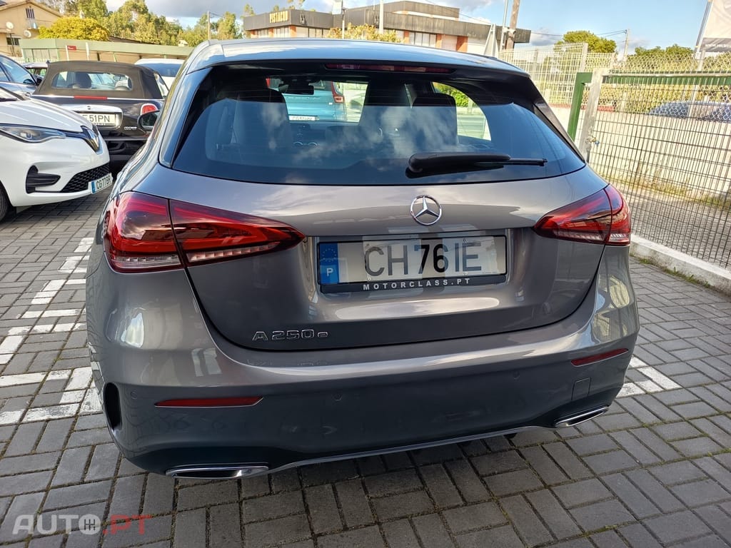 Mercedes-Benz A 250 e AMG Line