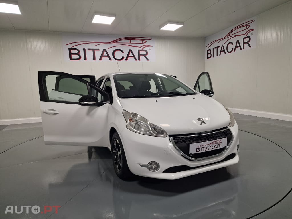Peugeot 208 1.4 HDi Active