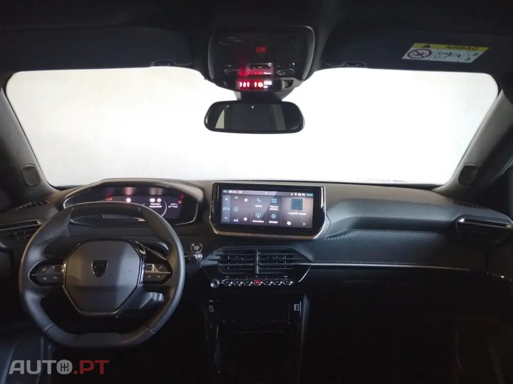 Peugeot E-2008 50 kWh Allure