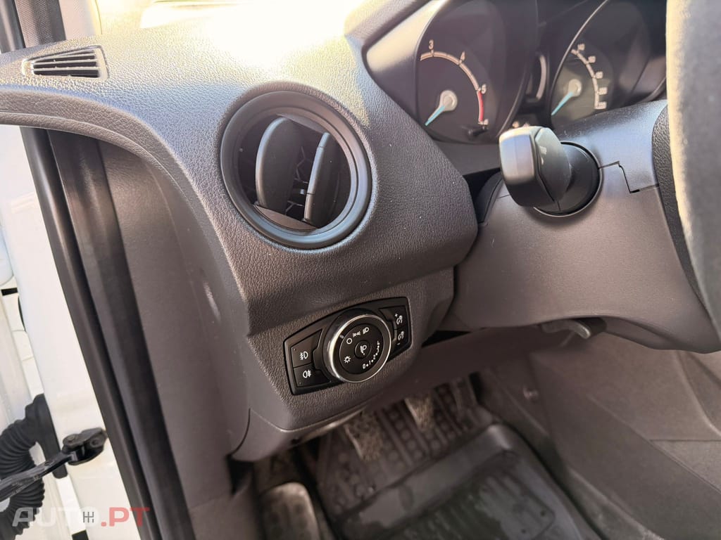 Ford Transit 1.5 TDCi Sport