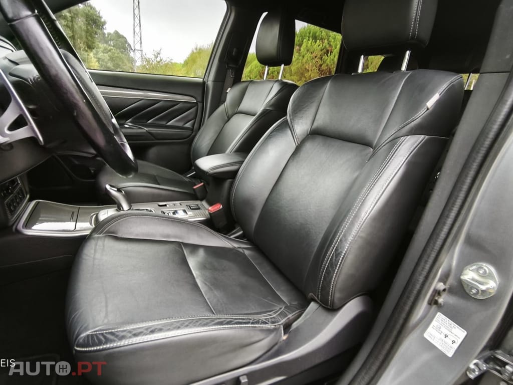 Mitsubishi Outlander 2.4 PHEV Intense