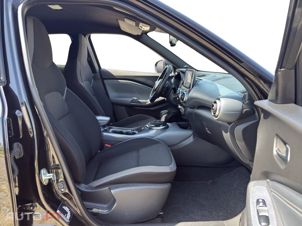 Nissan Juke 1.0 DIG-T DCT N-Connecta