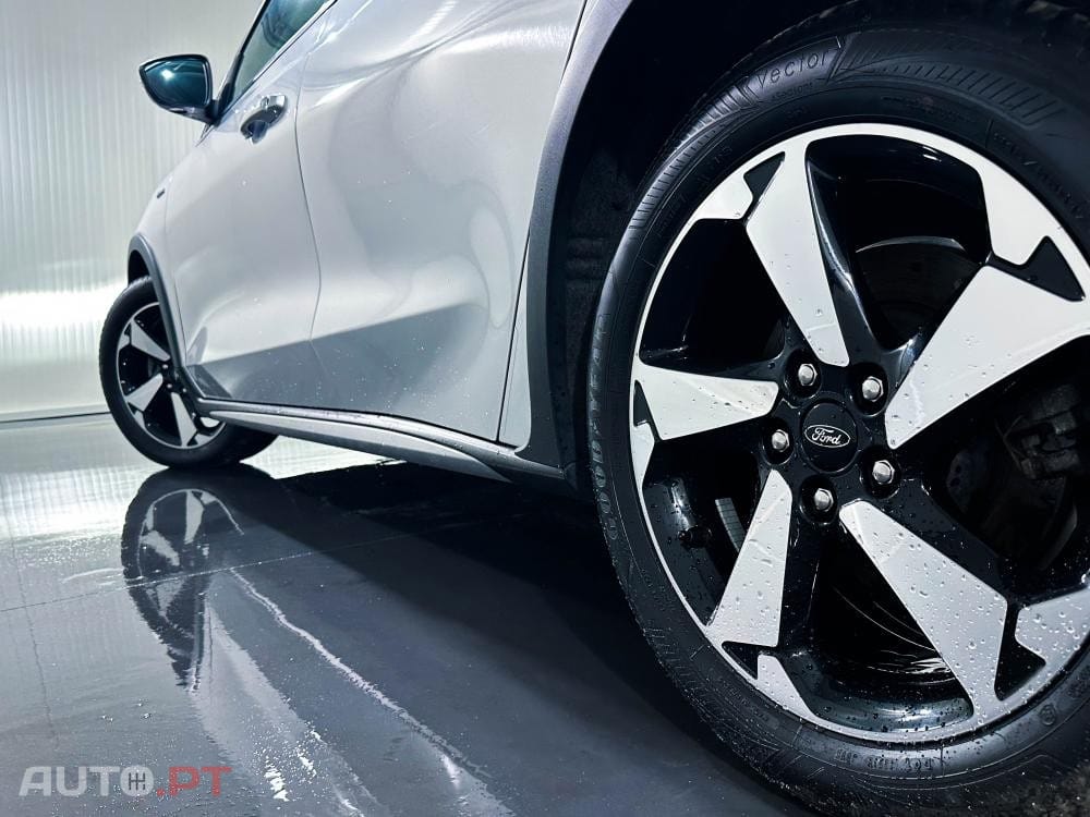 Ford Focus SW Hybrid 1.0 EcoBoost