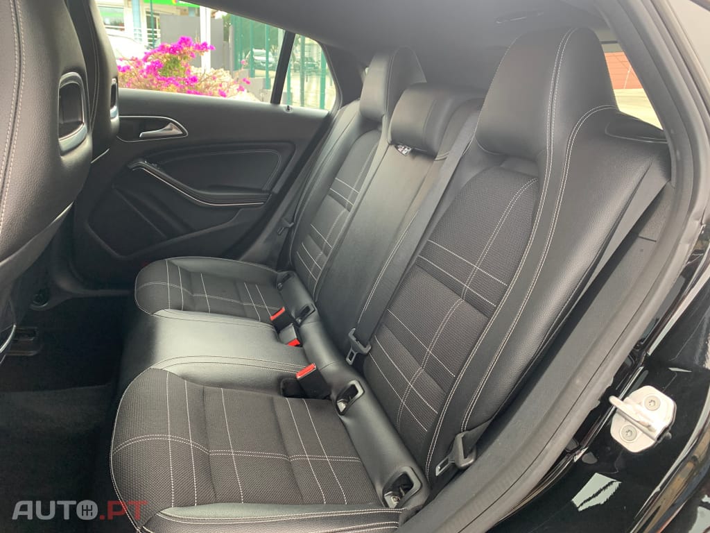 Mercedes-Benz CLA 180 d Shooting Brake