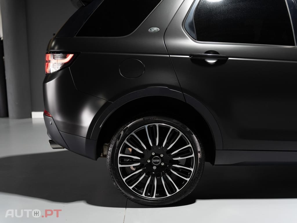 Land Rover Discovery Sport 2.0 D AWD SE