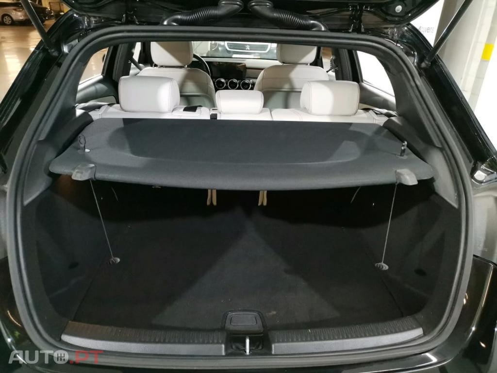Mercedes-Benz A 180 d Style Aut