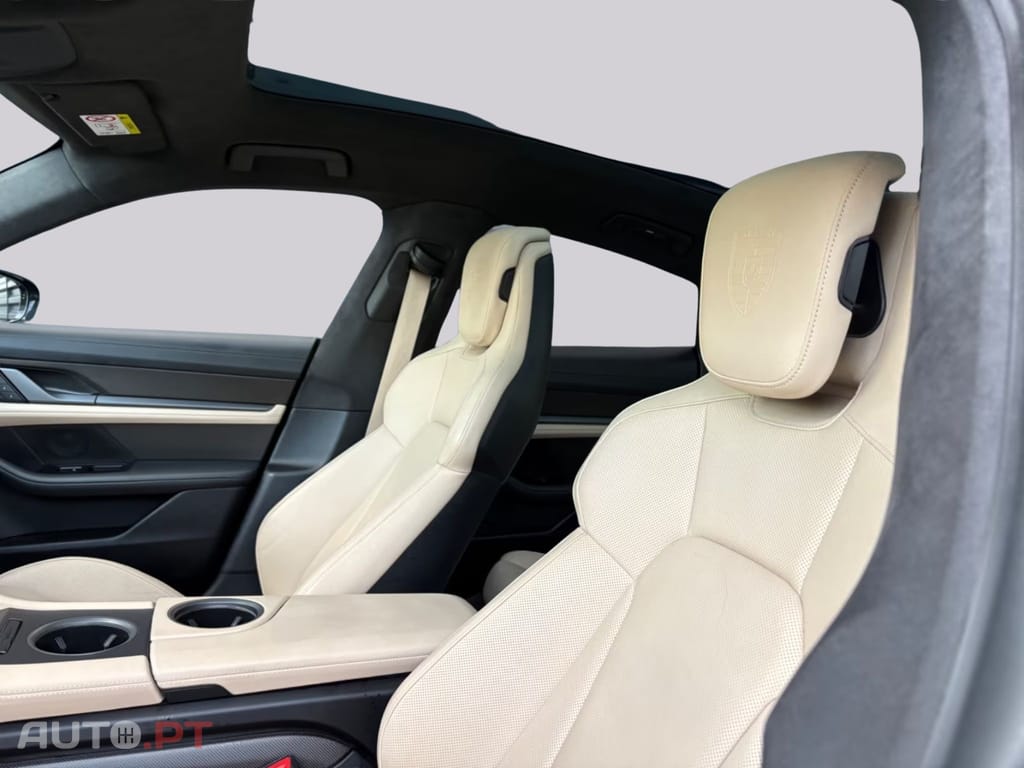 Porsche Taycan GTS 90 % I.V.A DEDUTIVEL 