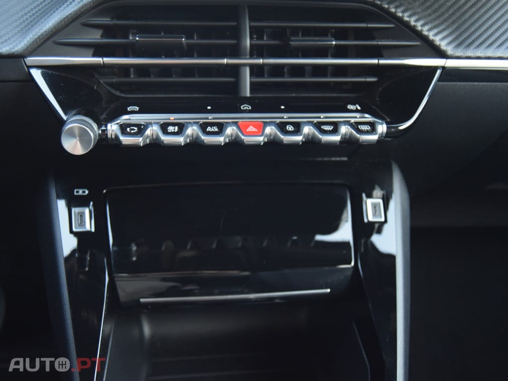 Peugeot 2008 1.2 PureTech Allure Pack EAT8
