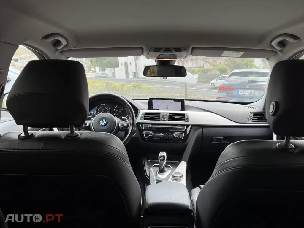 BMW 320 d Touring Advantage Auto