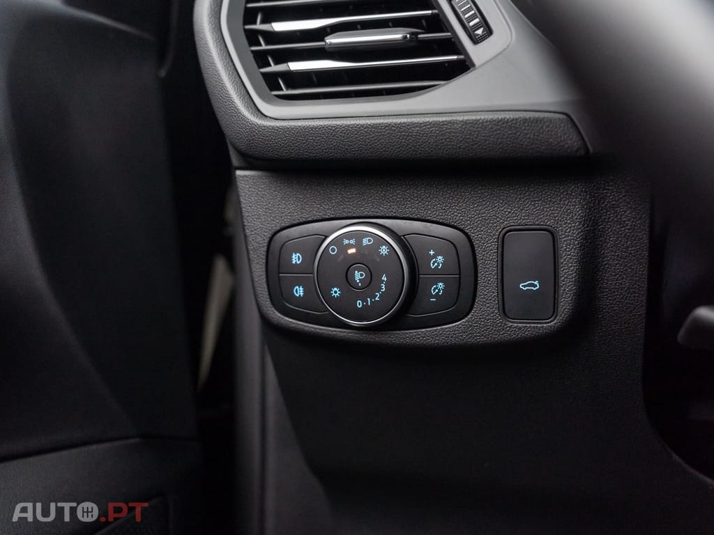 Ford Focus SW 1.5 TDCi EcoBlue Active X