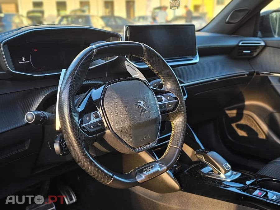 Peugeot 2008 1.2 PureTech GT Pack EAT8