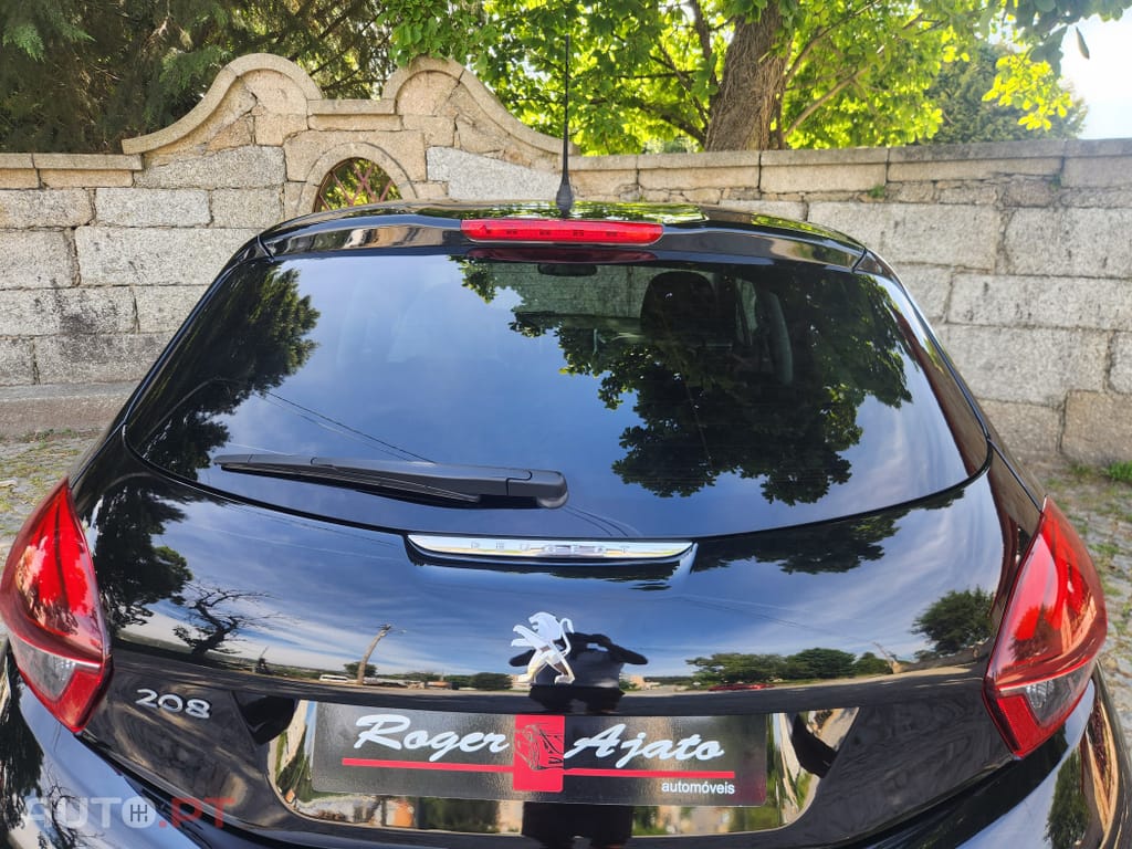 Peugeot 208 1.5 BlueHDi Signature