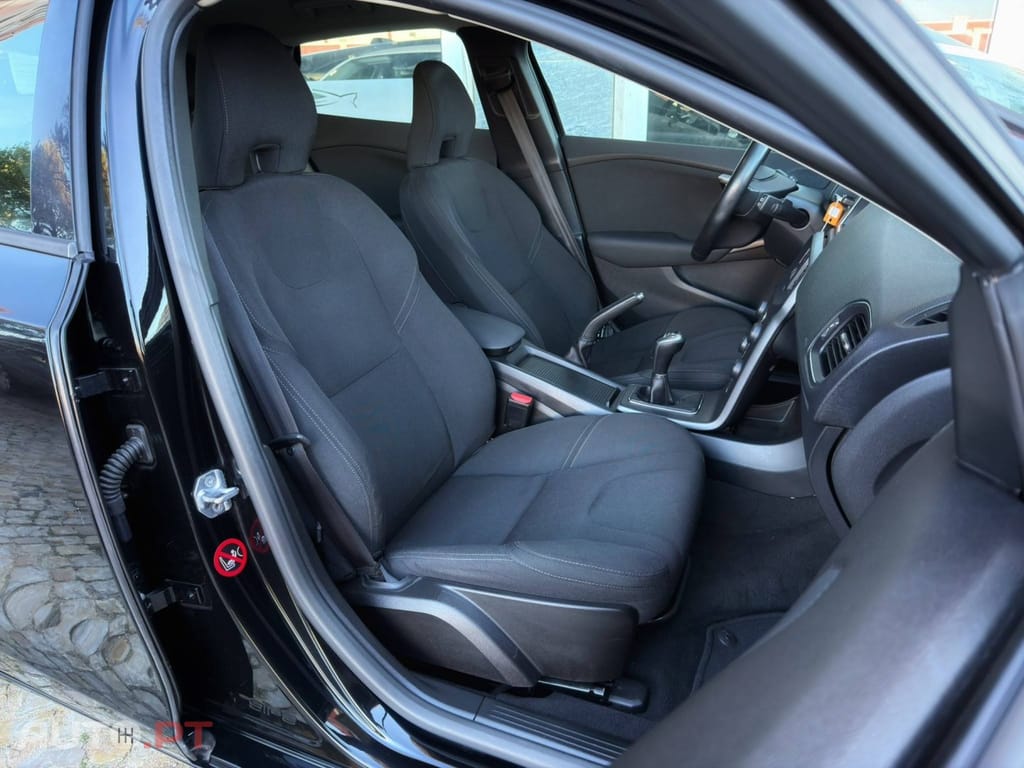 Volvo V40 2.0 D2 Kinetic