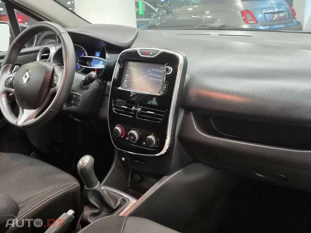 Renault Clio Sport Tourer 1.5 DCi BUSINESS — fotografia 15