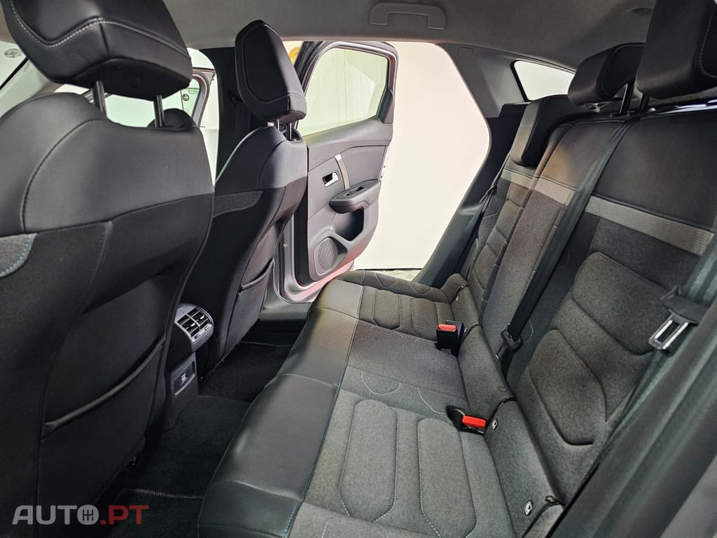Citroen C4 1.2 PureTech Feel Pack EAT8