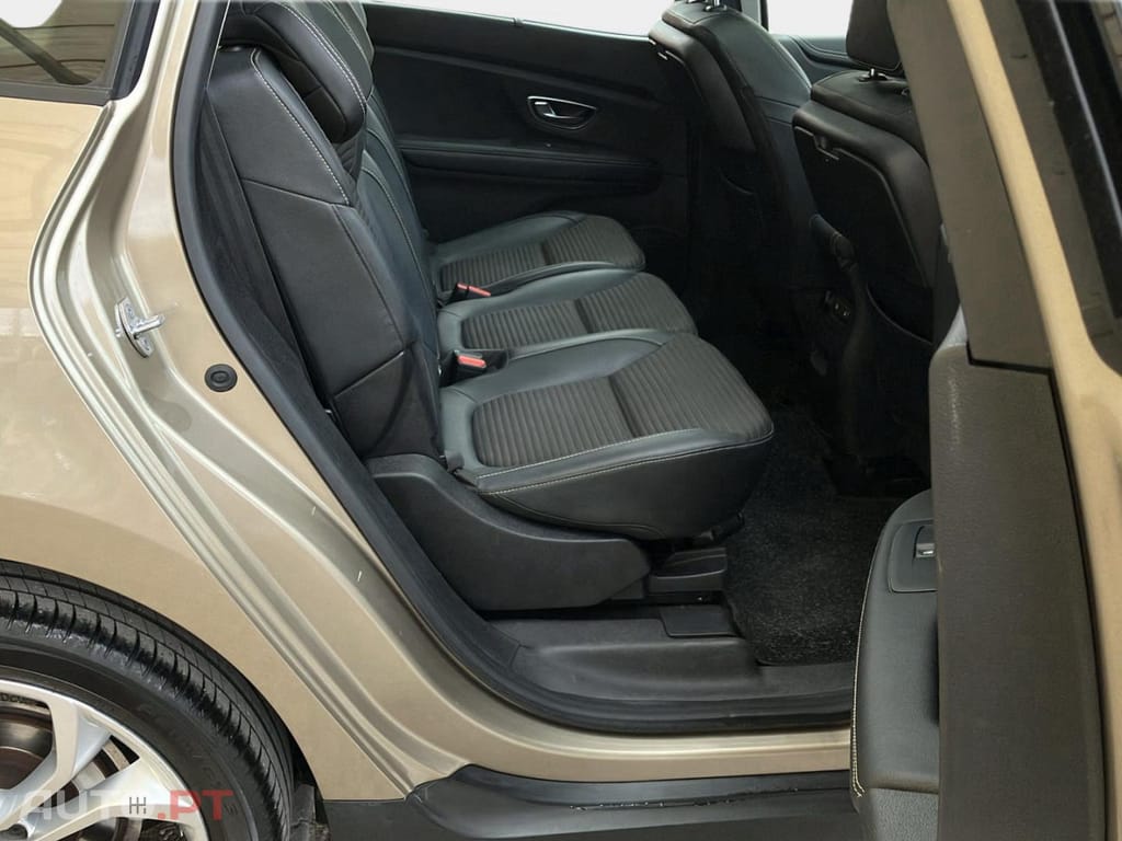 Renault Scénic 1.2 TCE Sport SS