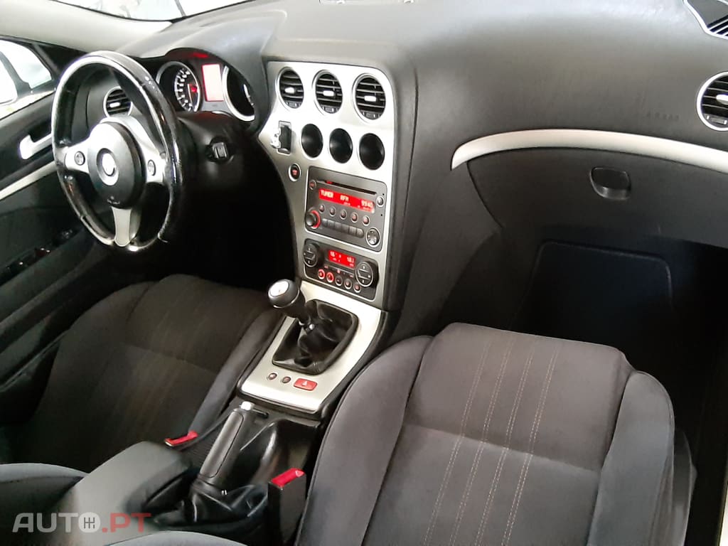 Alfa Romeo 159 Sportwagon Elegante 1.9 JTDm 150 CV