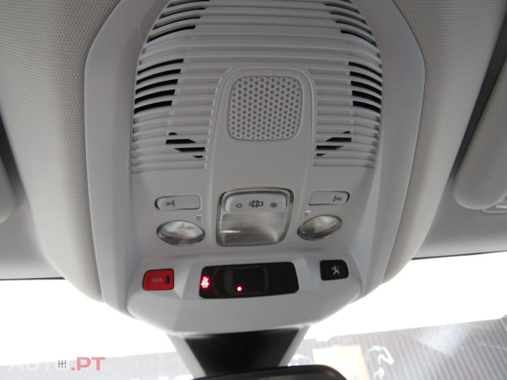 Peugeot 3008 1.5 BlueHDi Allure
